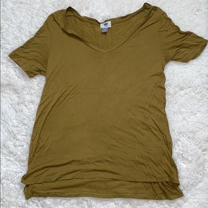 Old Navy T-Shirt